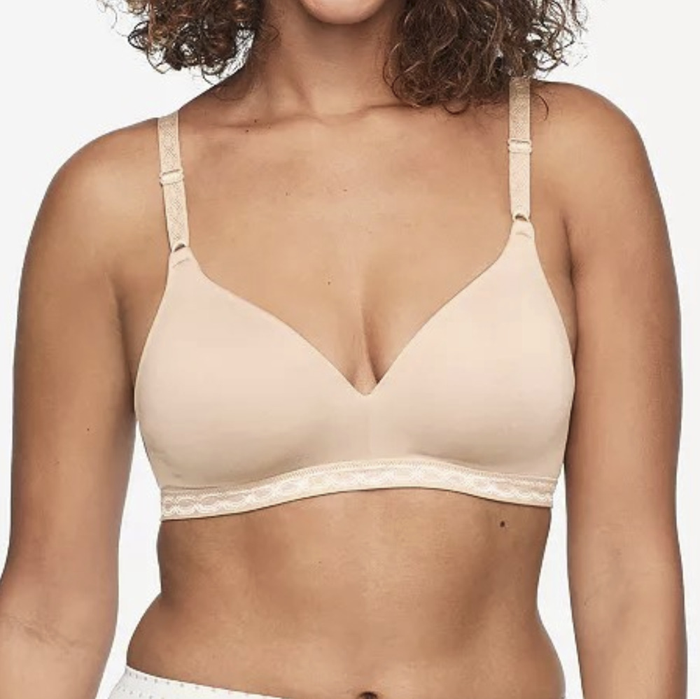 Warner's Women Cloud 9 Super Soft Wireless Lightly Lined Bra Sandshell Size 36B